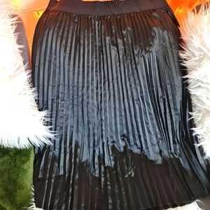 Tahari skirt, black, M